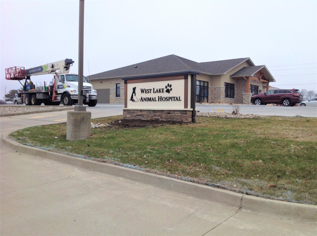 West Lake Animal Hospital Flat Monument Ace Sign Co