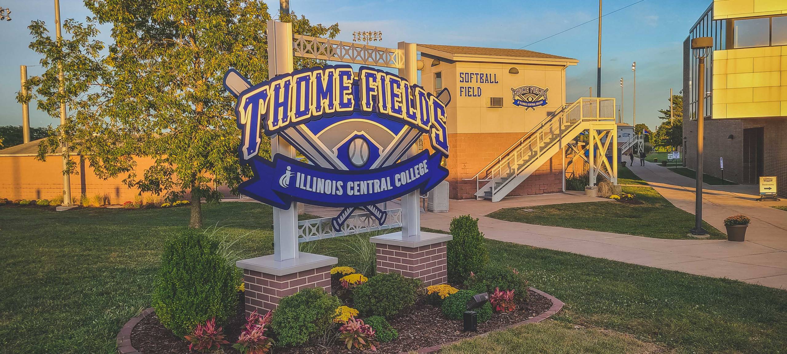 Jim Thome Illinos College Wide
