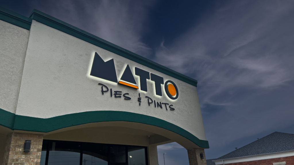 matto pies and pints 2 Ace Sign Co
